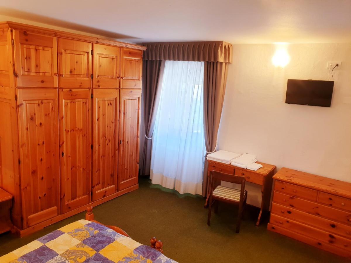 Albergo Trieste Lorenzago Di Cadore Экстерьер фото